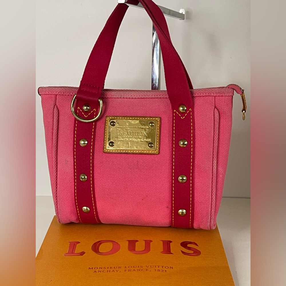 Louis Vuitton Antigua Caba PM W/ Bag